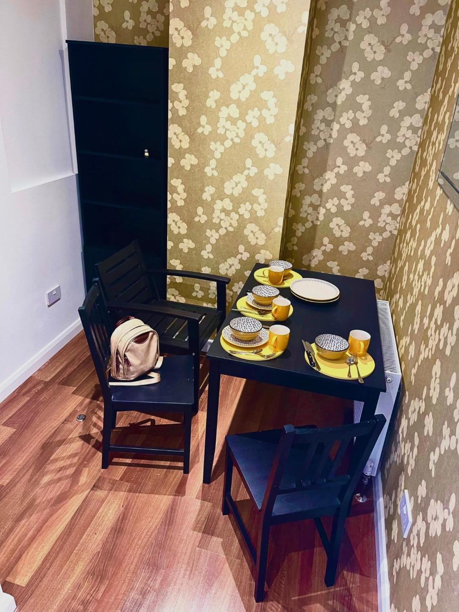 Entire Yellowapt Near Belfast City Centre - Free Parking - Up To 3 Guests - 2 Beds Exteriör bild